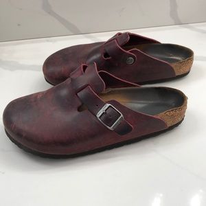 Vintage Birkenstock Boston Mule size 40 Soft Footbed, Wine color